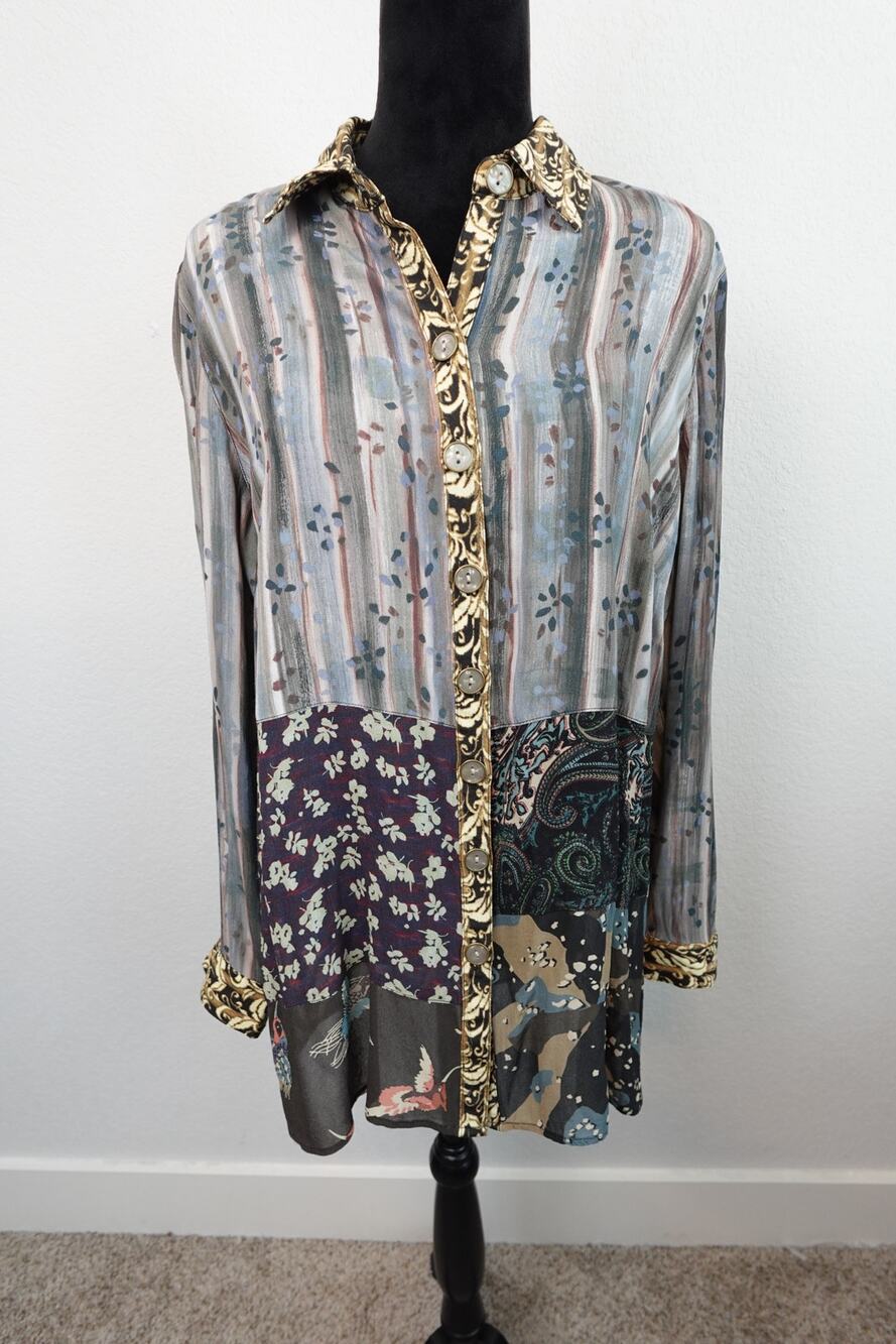 Stylish John Mark Mix Print Button Front Tunic Top size Medium